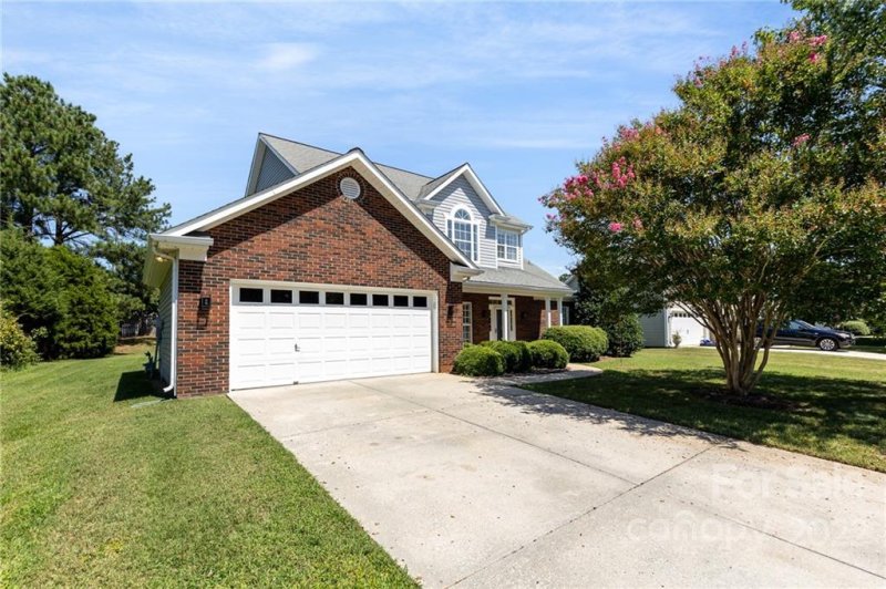 Property image 3 at 11932 Old Timber Road, Charlotte, NC 28269