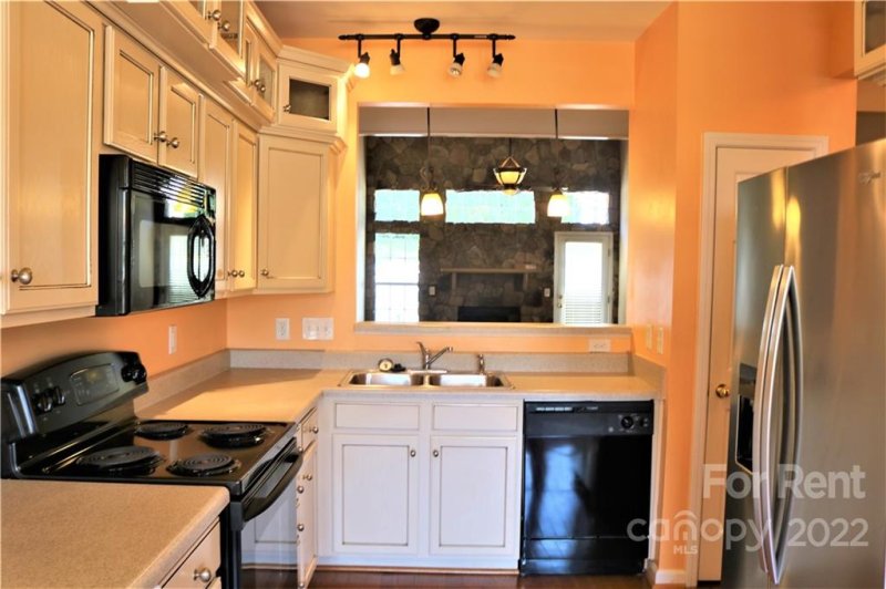 Property image 5 at 612 Bayou Circle, Lake Wylie, SC 29710