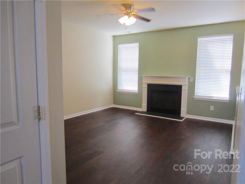 Property image 4 at 7579 Bluff Point Lane, Denver, NC 28037