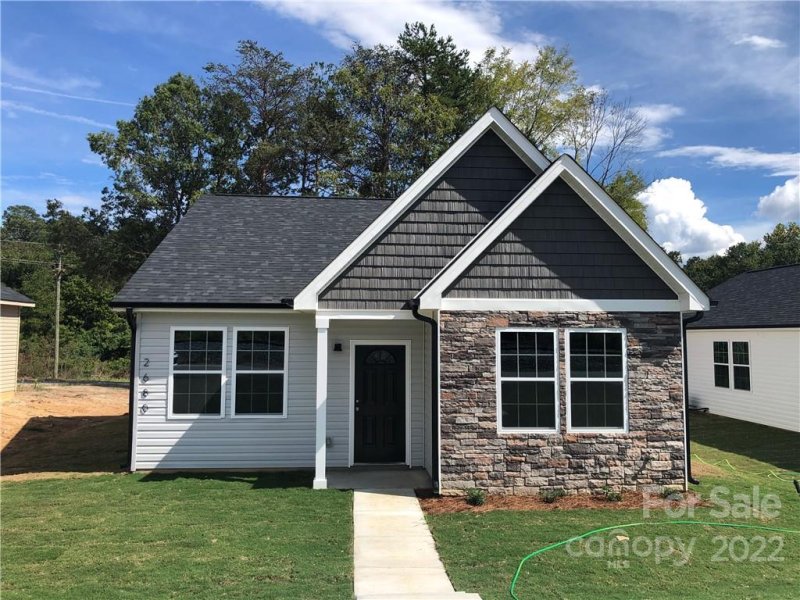 Property image 2 at 2680 Meadow Street, Gastonia, NC 28056