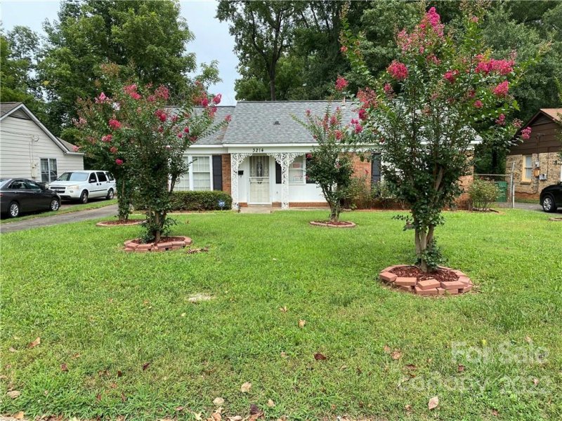 3214 Cedarhurst Drive