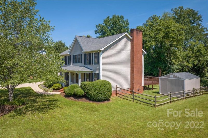 Property image 3 at 2930 5th Street Place, Hickory, NC 28601