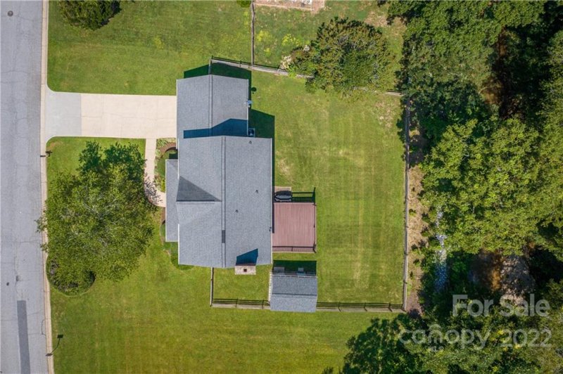 Property image 5 at 2930 5th Street Place, Hickory, NC 28601