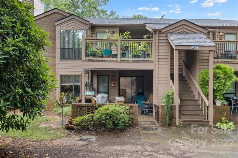 Property image 2 at 9 Ravencroft Lane, Asheville, NC 28803