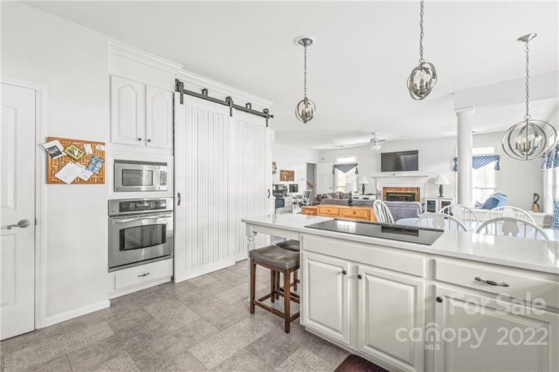 Property image 5 at 10405 Providence Arbours Drive, Charlotte, NC 28270