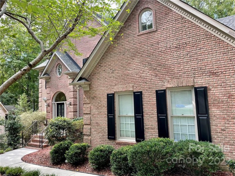 Property image 2 at 1218 Gateshead Lane, Matthews, NC 28105