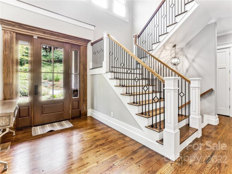 Property image 5 at 14 Twinflower Trail, Asheville, NC 28804