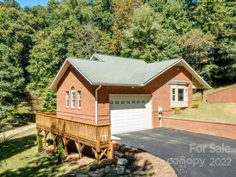 Property image 3 at 22 Indian Knob Road, Asheville, NC 28803