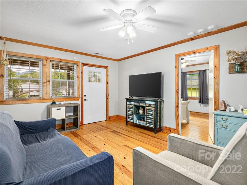 Property image 4 at 528 Westwood Circle, Waynesville, NC 28786