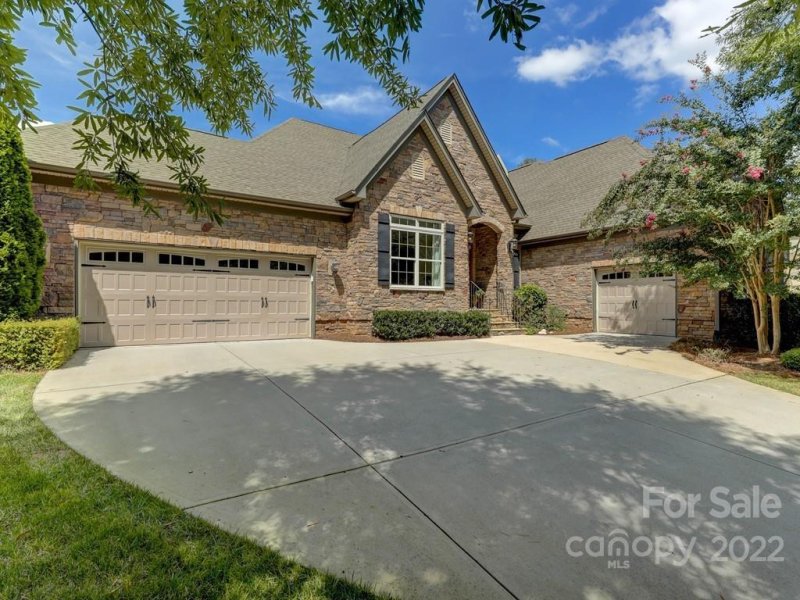 Property image 2 at 5902 Copperleaf Commons Court, Charlotte, NC 28277