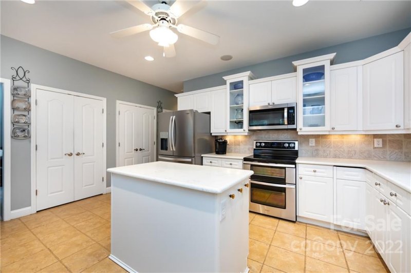 Property image 3 at 8721 Willhill Road, Mint Hill, NC 28227