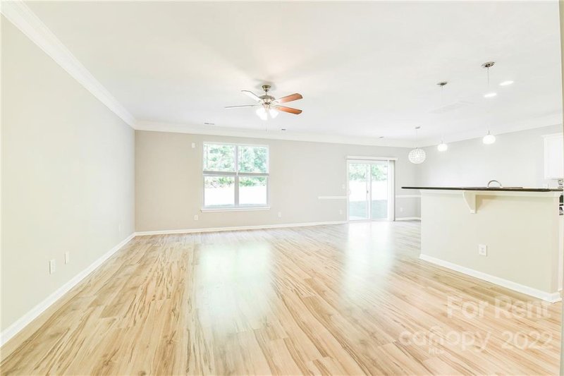 Property image 4 at 854 Rook Road, Charlotte, NC 28216