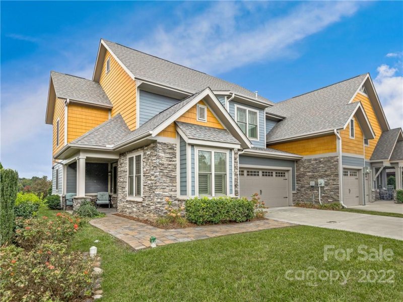 Property image 3 at 7 Holland Mountain View, Asheville, NC 28804