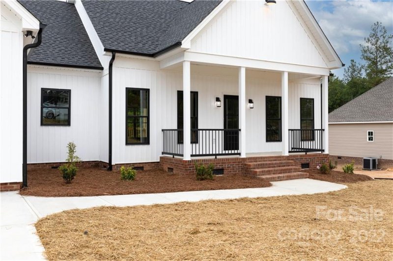 Property image 2 at 5045 Star Magnolia Court, Clover, SC 29710