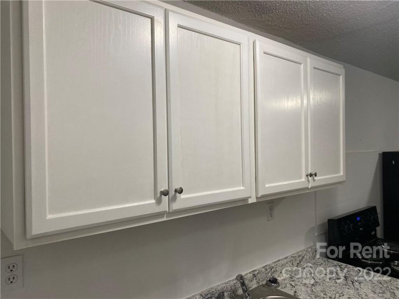 Property image 4 at 3805 Miriam Drive, Charlotte, NC 28205