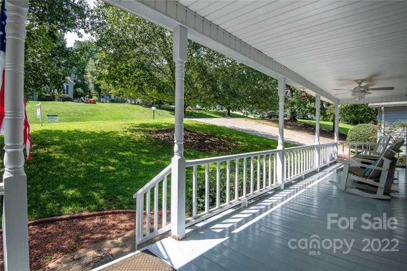 Property image 5 at 3933 3945 Shakespeare Drive, Hickory, NC 28601