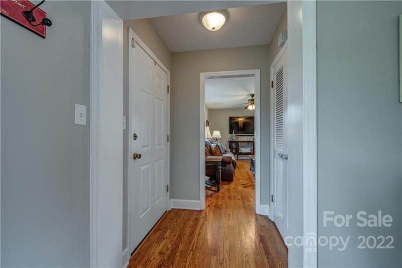 Property image 2 at 1310 Churchill Drive, Gastonia, NC 28054