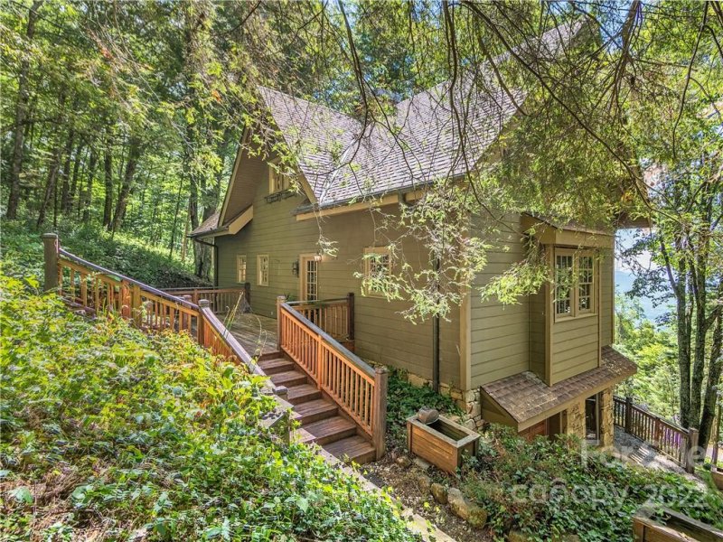 Property image 3 at 35 Hickory Forest Lane, Fairview, NC 28730