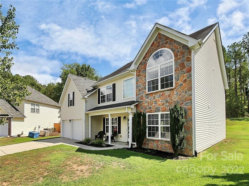 Property image 2 at 2095 Covered Bridge Court, Rock Hill, SC 29732