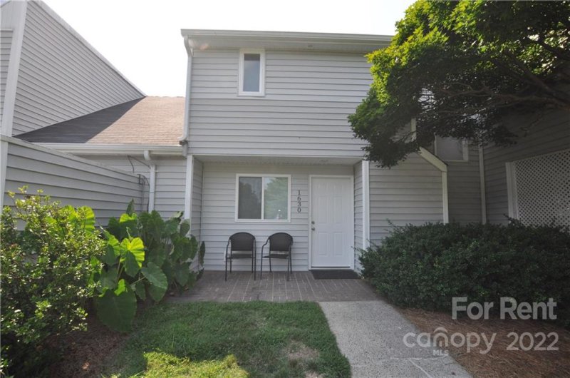 Property image 2 at 1630 Hollow Drive, Charlotte, NC 28212