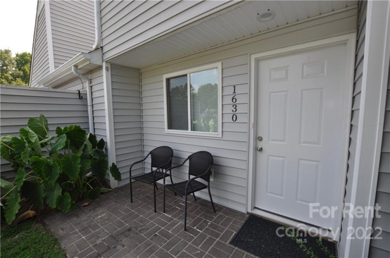 Property image 3 at 1630 Hollow Drive, Charlotte, NC 28212