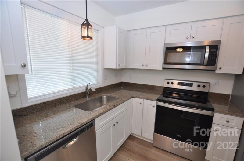 Property image 4 at 1630 Hollow Drive, Charlotte, NC 28212