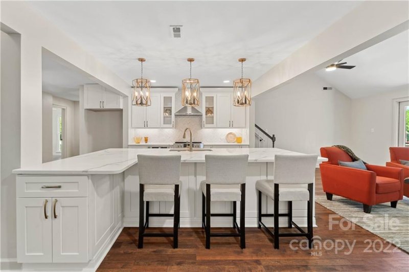 Property image 4 at 137 Canterbury Place Road, Mooresville, NC 28115