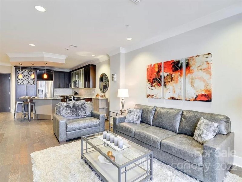 Property image 2 at 222 S Caldwell Street, Charlotte, NC 28202