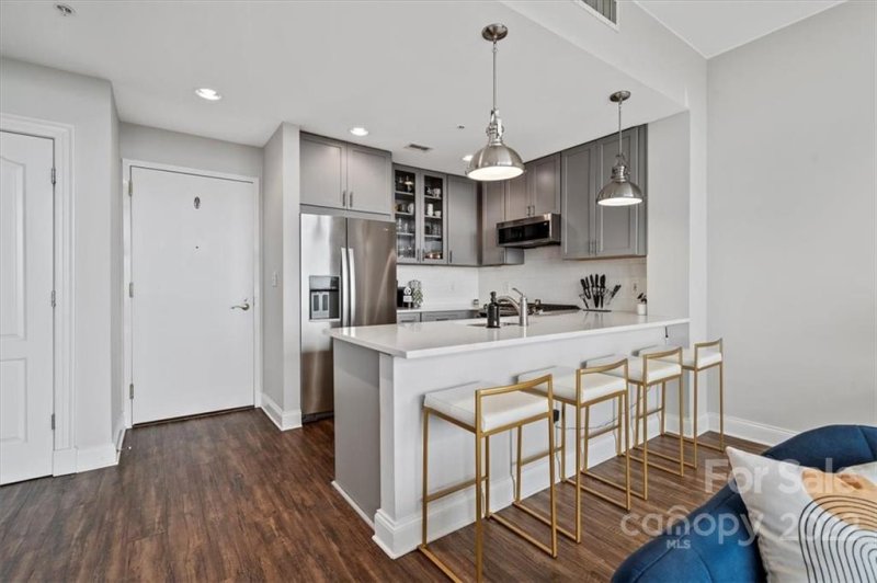 Property image 3 at 315 Arlington Avenue, Charlotte, NC 28203