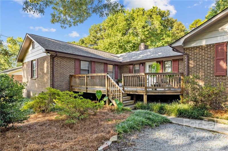 Property image 2 at 15008 Pawnee Trail, Matthews, NC 28104