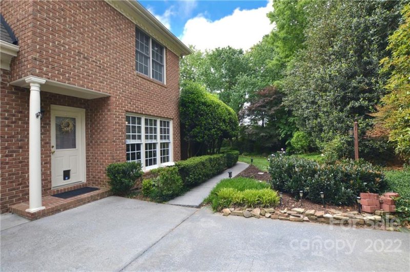 Property image 4 at 3109 Lakewood Edge Drive, Charlotte, NC 28269