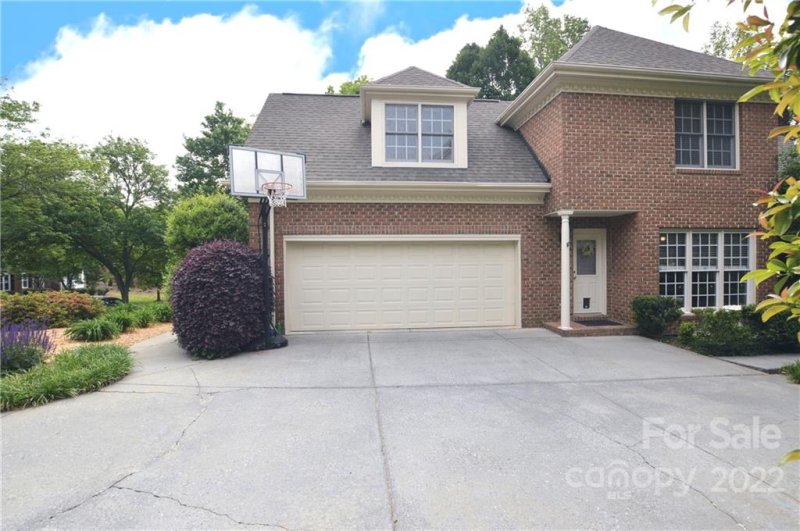 Property image 5 at 3109 Lakewood Edge Drive, Charlotte, NC 28269