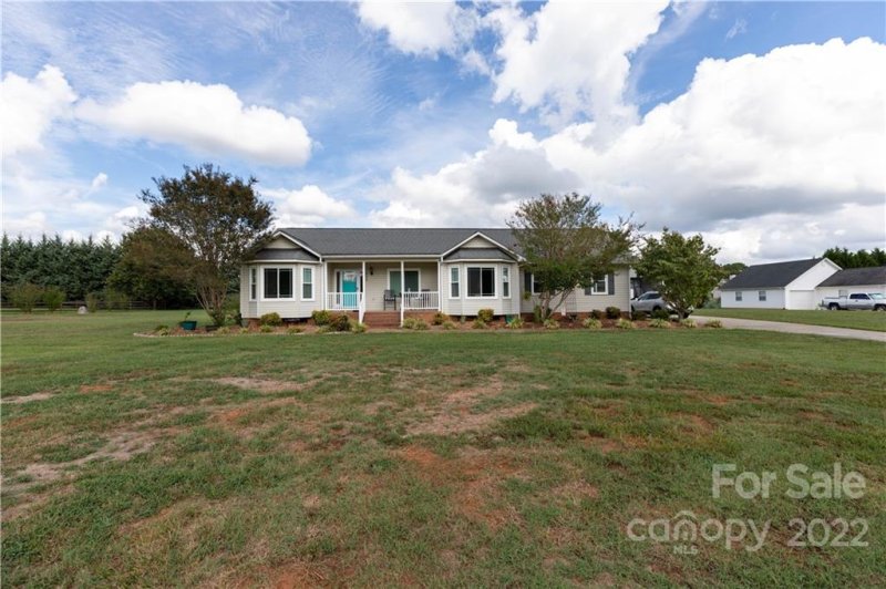 Property image 2 at 930 Tirzah Road, York, SC 29745