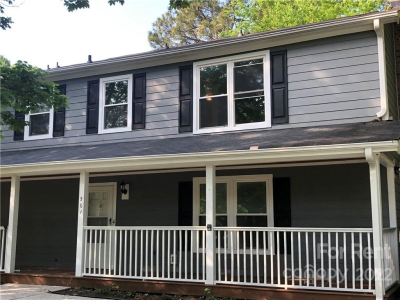 Property image 2 at 501 King Edward Road, Charlotte, NC 28211
