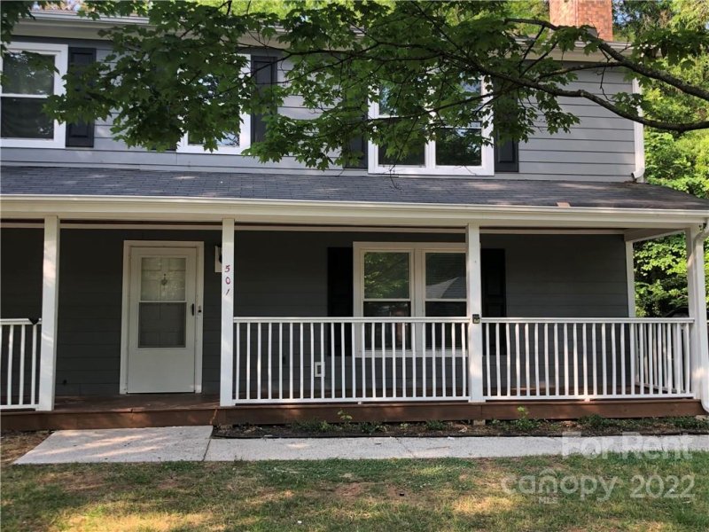 Property image 3 at 501 King Edward Road, Charlotte, NC 28211