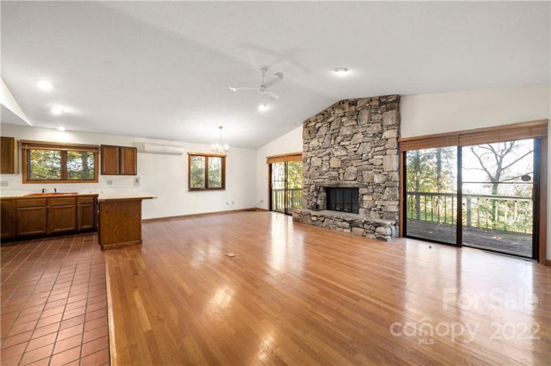 Property image 4 at 23 Poplar Drive, Mills River, NC 28759