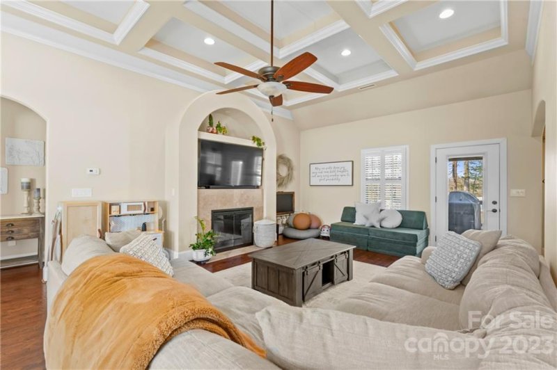 Property image 2 at 1490 Kensington Park Court, Hickory, NC 28602