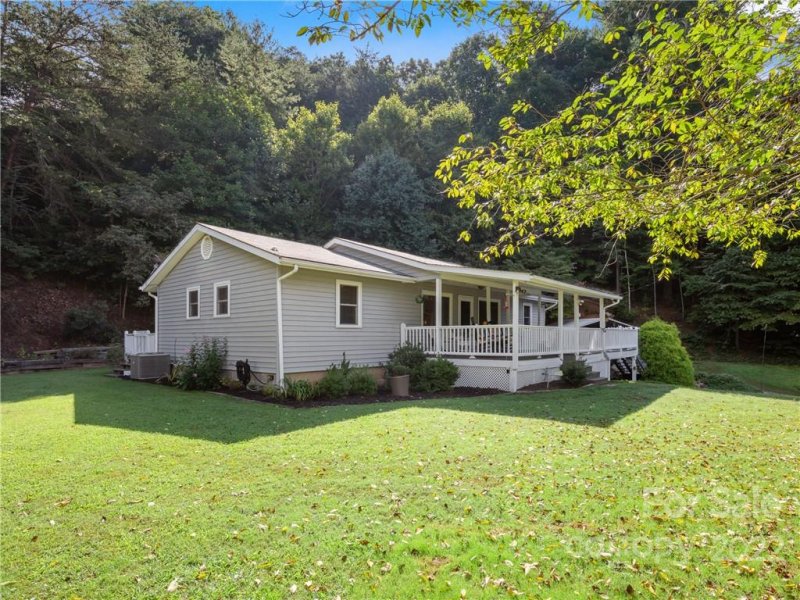 Property image 2 at 1074 Pine Ridge Road, Asheville, NC 28804