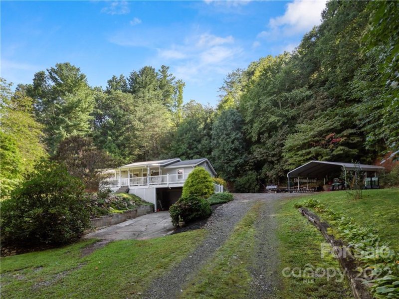Property image 4 at 1074 Pine Ridge Road, Asheville, NC 28804