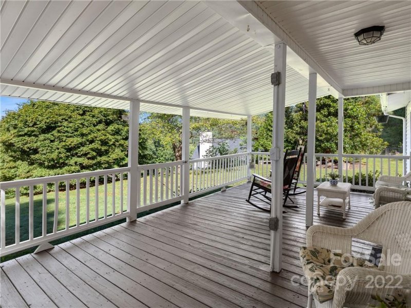 Property image 5 at 1074 Pine Ridge Road, Asheville, NC 28804