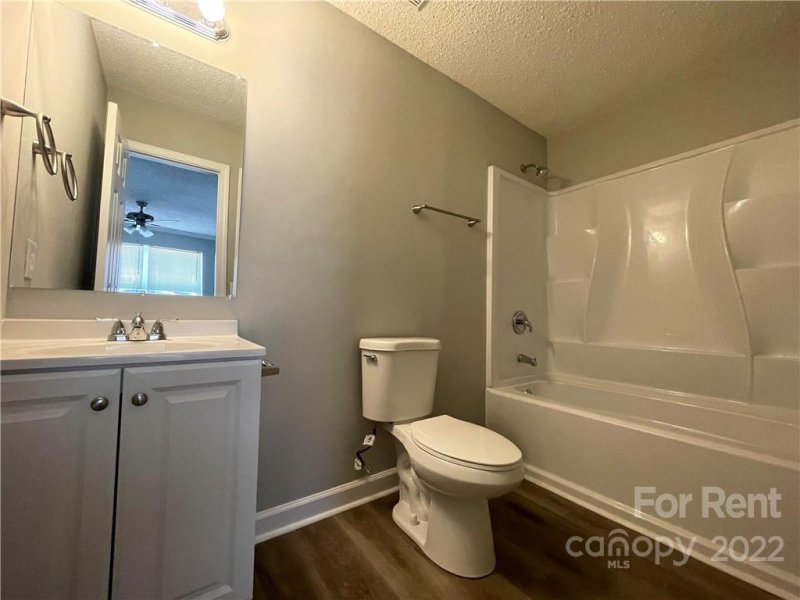Property image 5 at 421 Goosedown Court, Charlotte, NC 28216