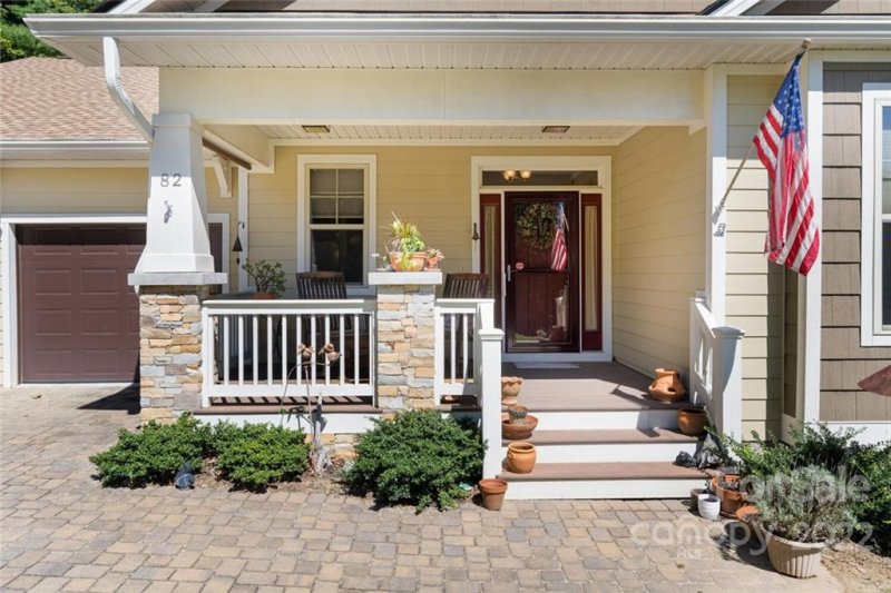 Property image 4 at 82 Gossamer Court, Hendersonville, NC 28739