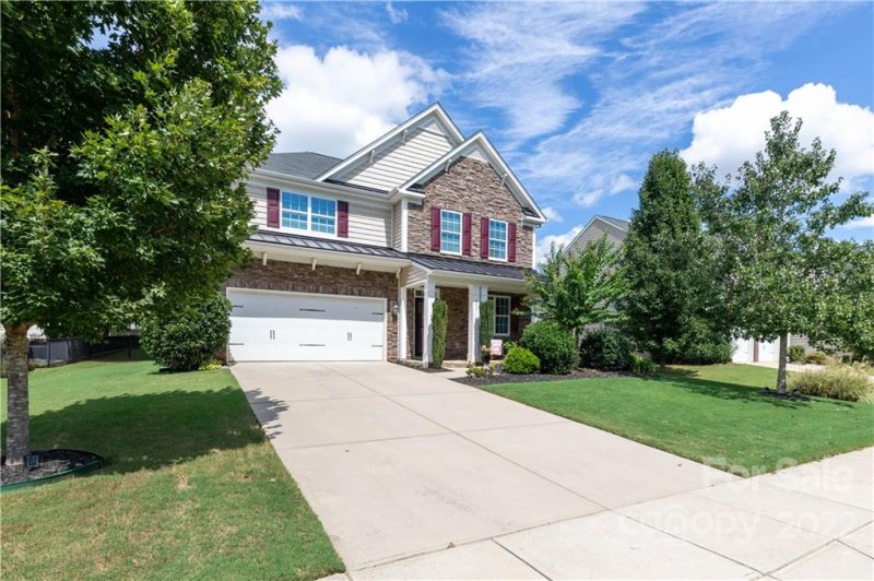 Property image 3 at 431 Sheltered Cove Court, Fort Mill, SC 29708
