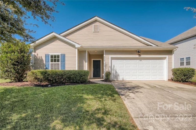 Property image 2 at 9919 Goose Landing Drive, Charlotte, NC 28269