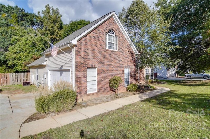 Property image 2 at 12722 Vantage Point Lane, Huntersville, NC 28078