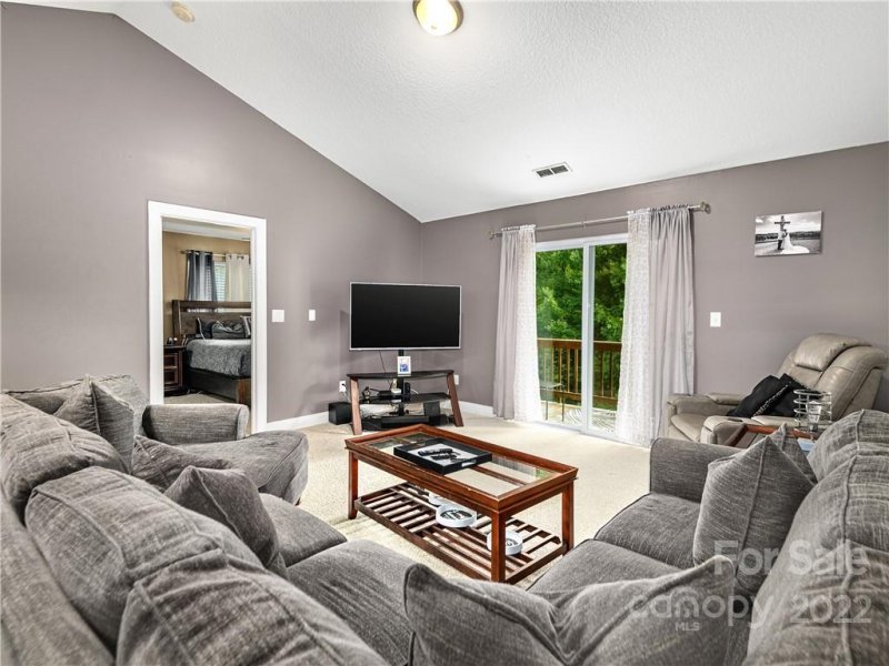 Property image 3 at 64 Foxden Drive, Fletcher, NC 28732