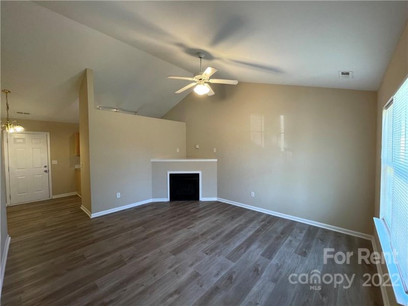 Property image 2 at 1509 Crandon Drive, Charlotte, NC 28216
