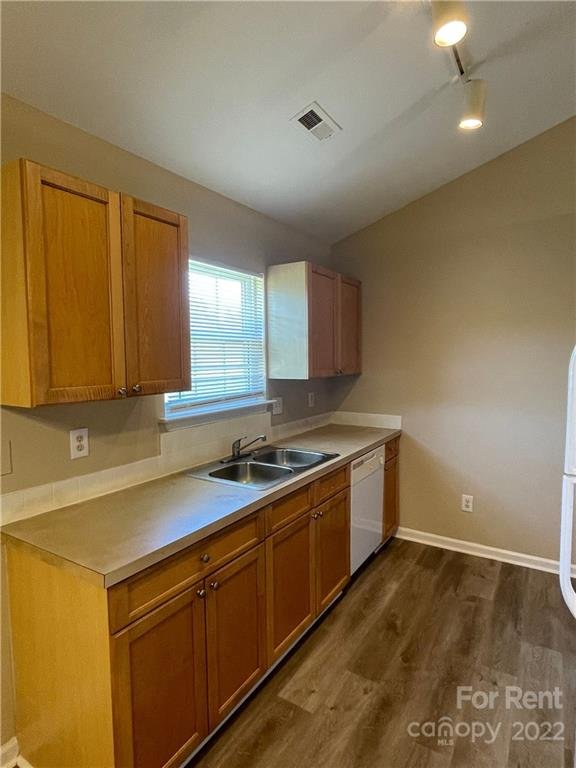 Property image 5 at 1509 Crandon Drive, Charlotte, NC 28216