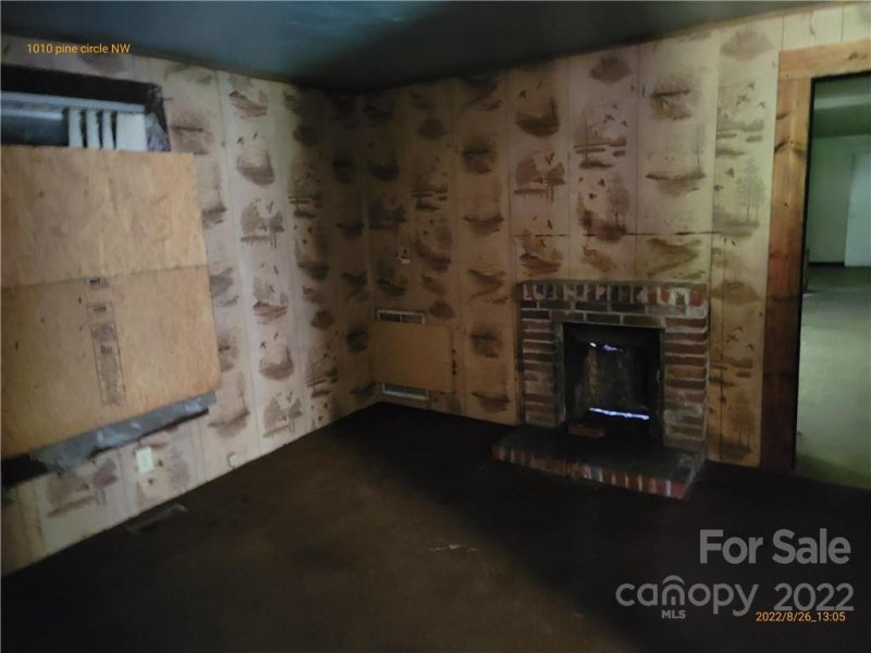 Property image 2 at 1010 Pine Circle Drive, Concord, NC 28027