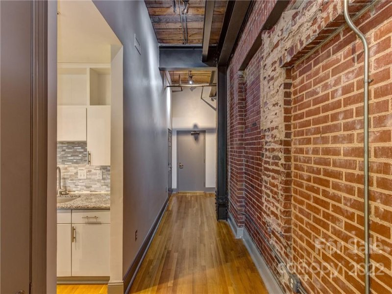 Property image 4 at 310 Arlington Avenue, Charlotte, NC 28203